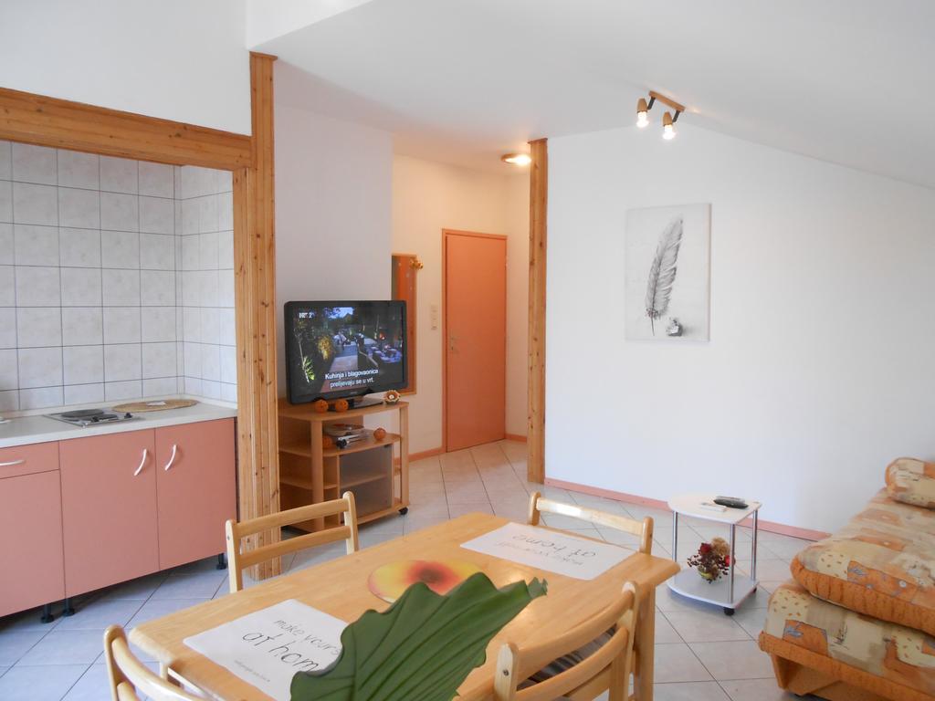 Boutique Apartments Julija ヴォディツェ エクステリア 写真